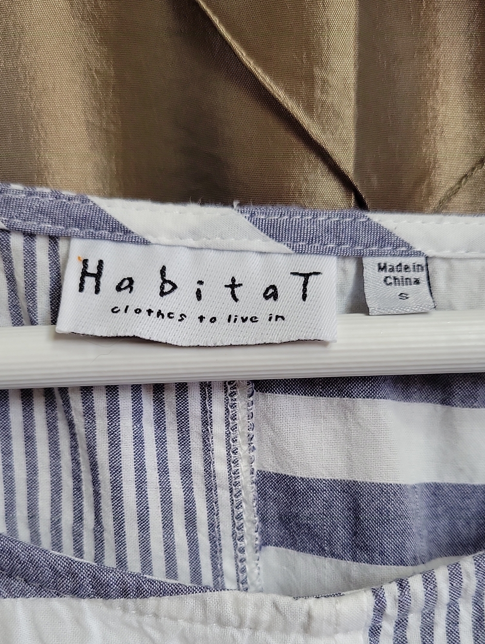 EUC- Habitat Striped 3/4 Sleeve Stretch Cotton Popover Top - Picture 4 of 7